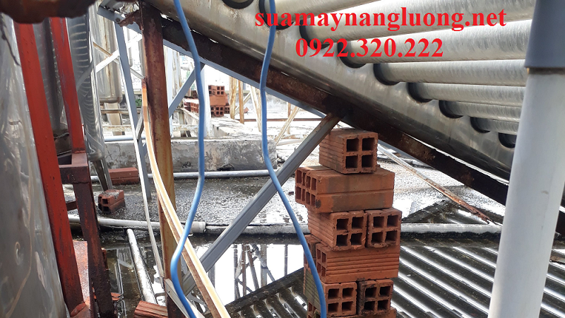 chân máy công nghiệp hư hỏng