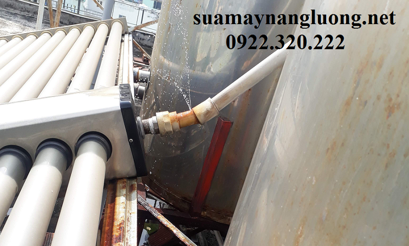 hư ống dẫn nước nóng dàn công nghiệp
